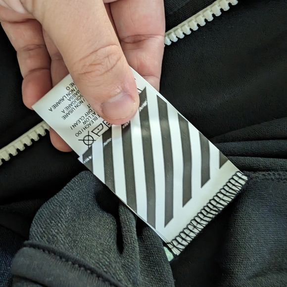 Off white jacket - Picture 3 of 6